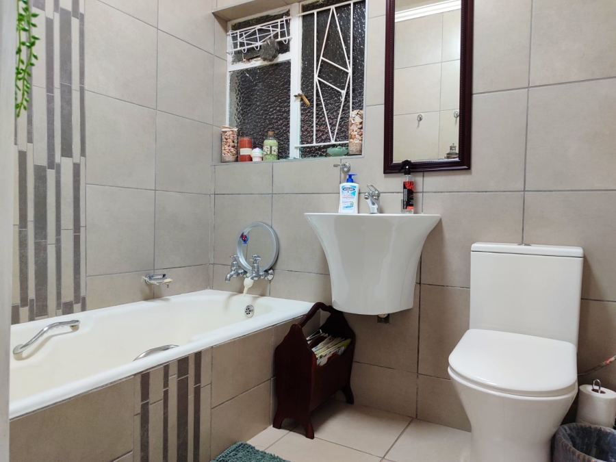 3 Bedroom Property for Sale in Stilfontein Ext 4 North West